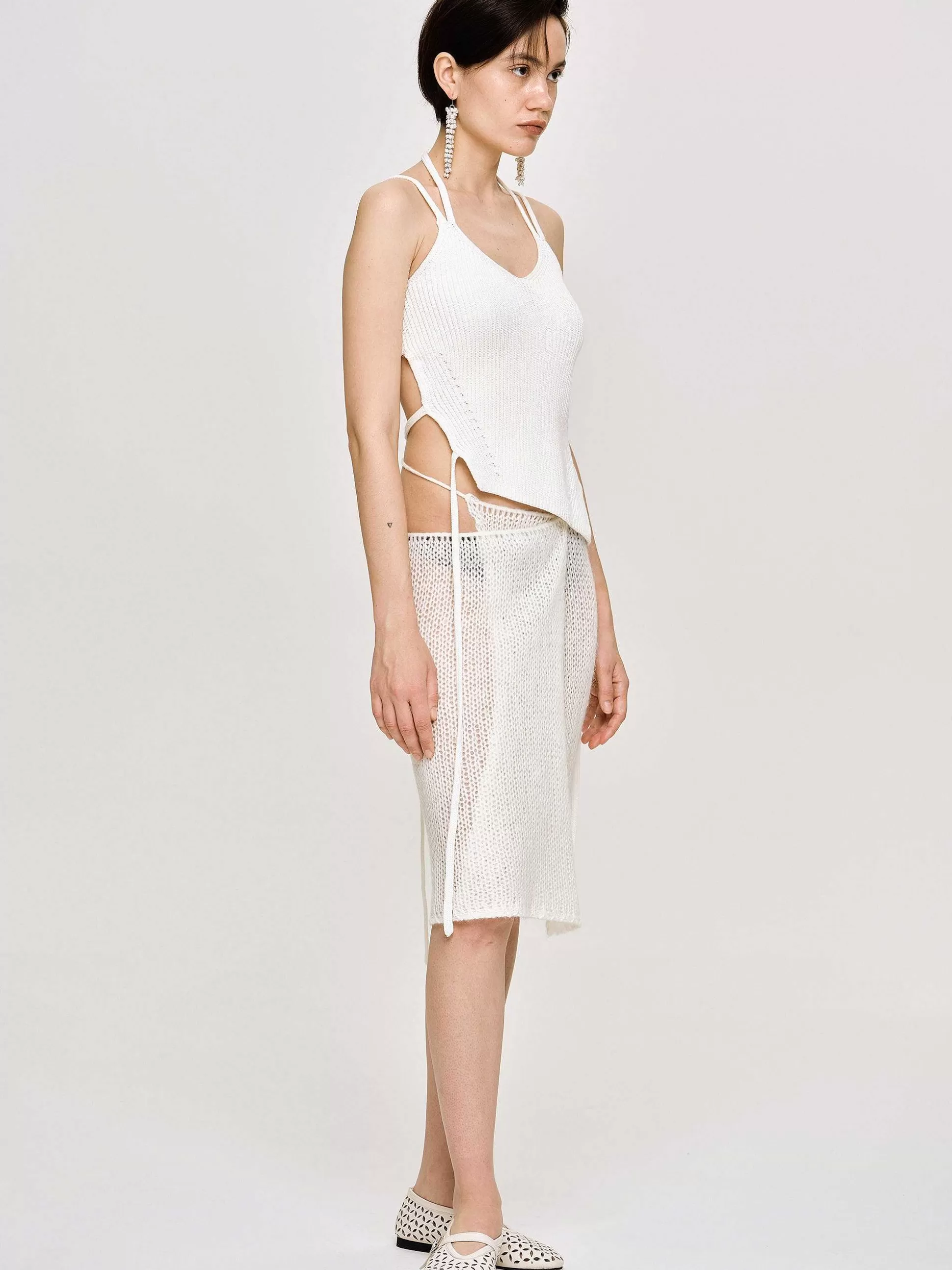 Women Source Unknown Knitwear-Asymmetric Knit Tank Top, White