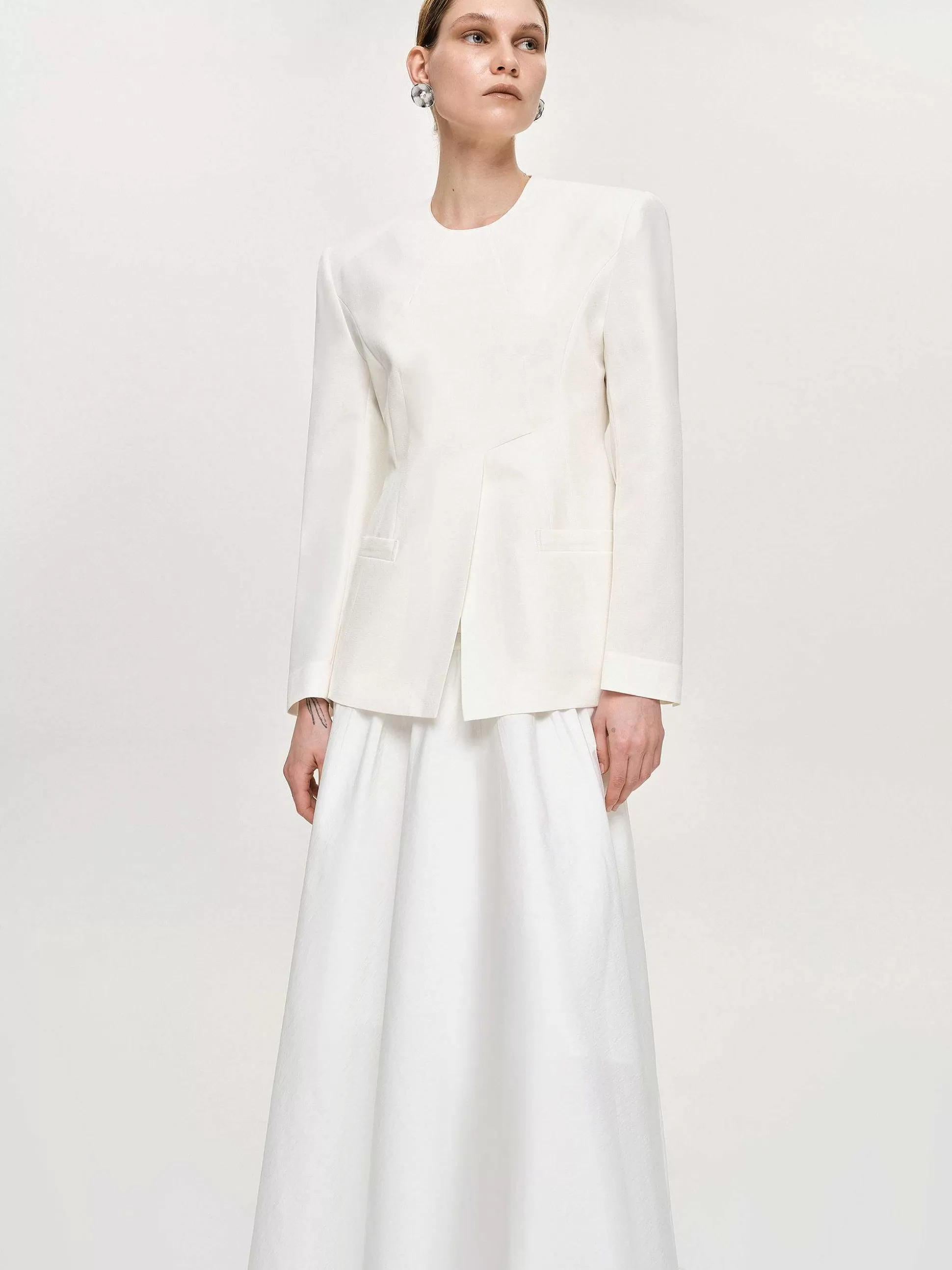 Women Source Unknown Accessories-Cinched Waist Split Jacket, Ivory