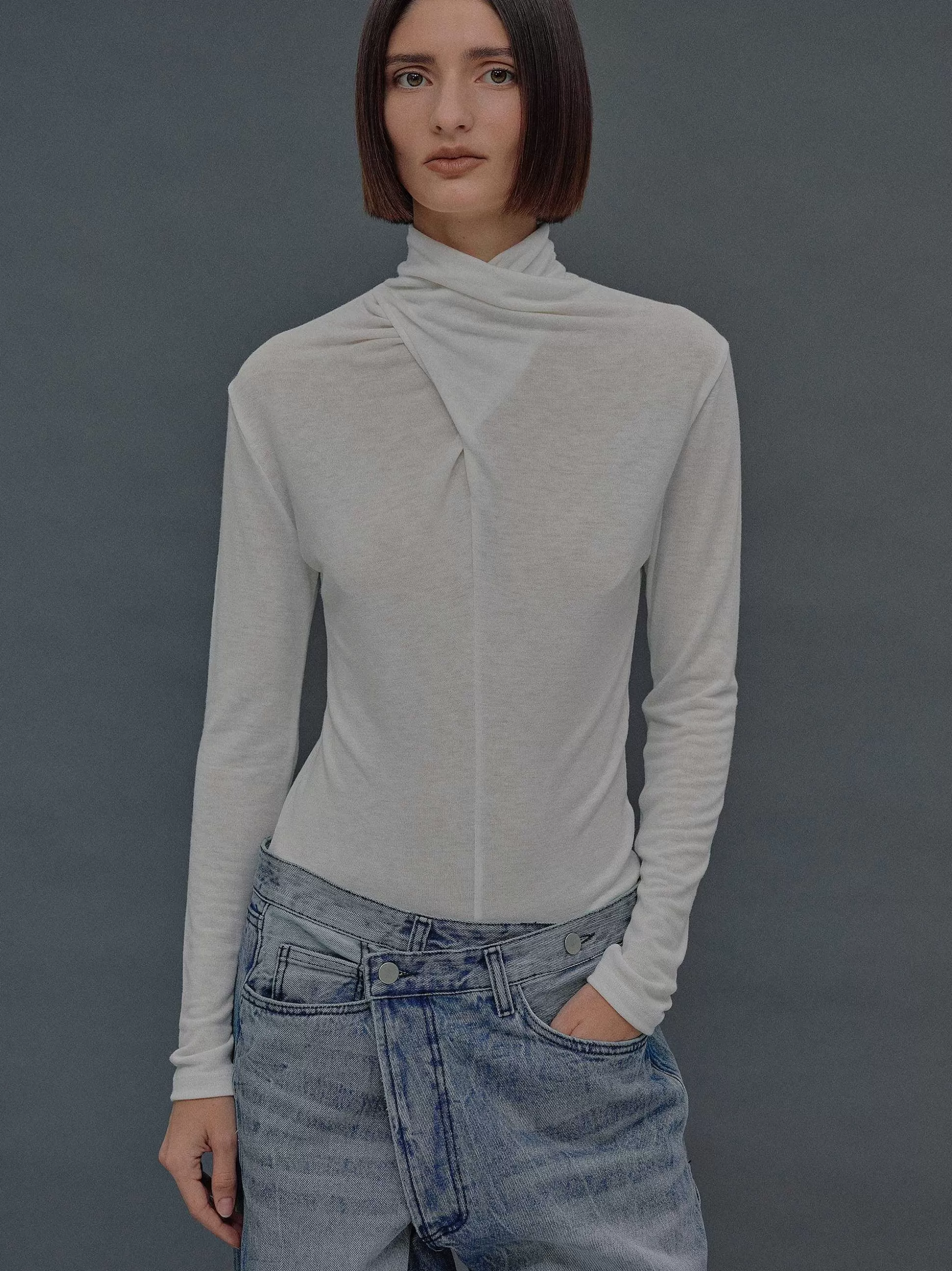 Women Source Unknown Clothing-Daye Cross Neck Wool T-Shirt, White