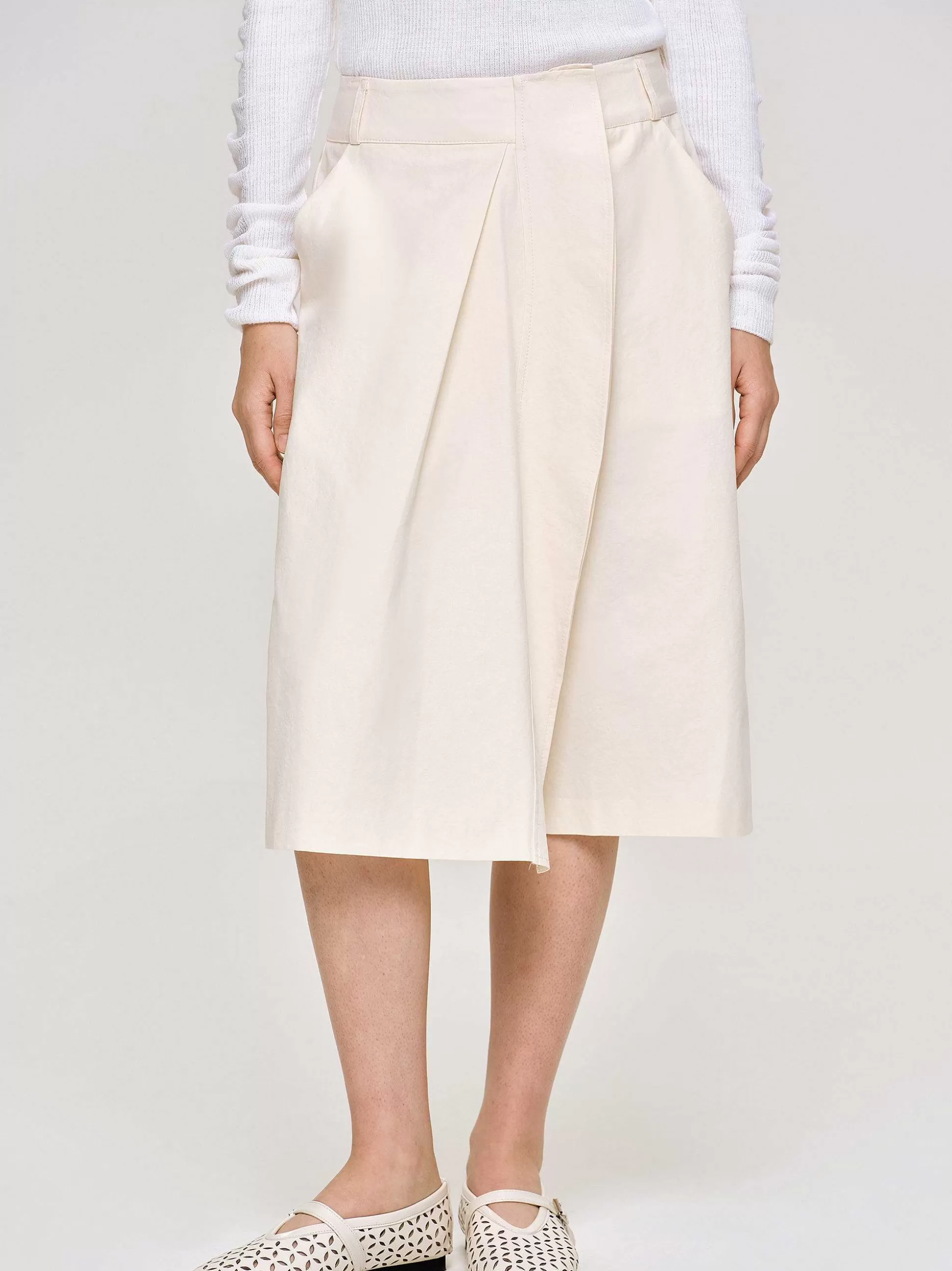Women Source Unknown Clothing-Wrapped Cotton Shorts, Almond